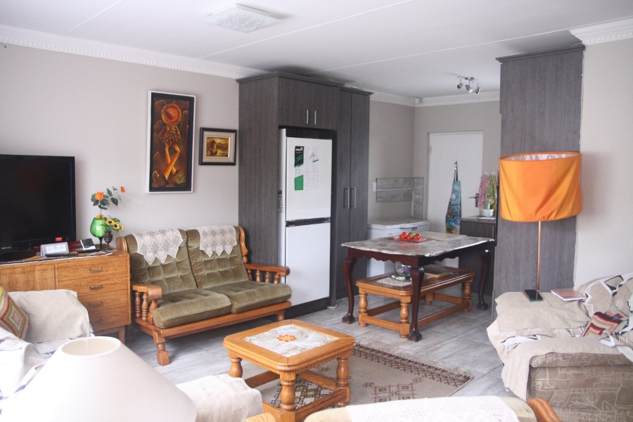 5 Bedroom Property for Sale in Dana Bay Western Cape